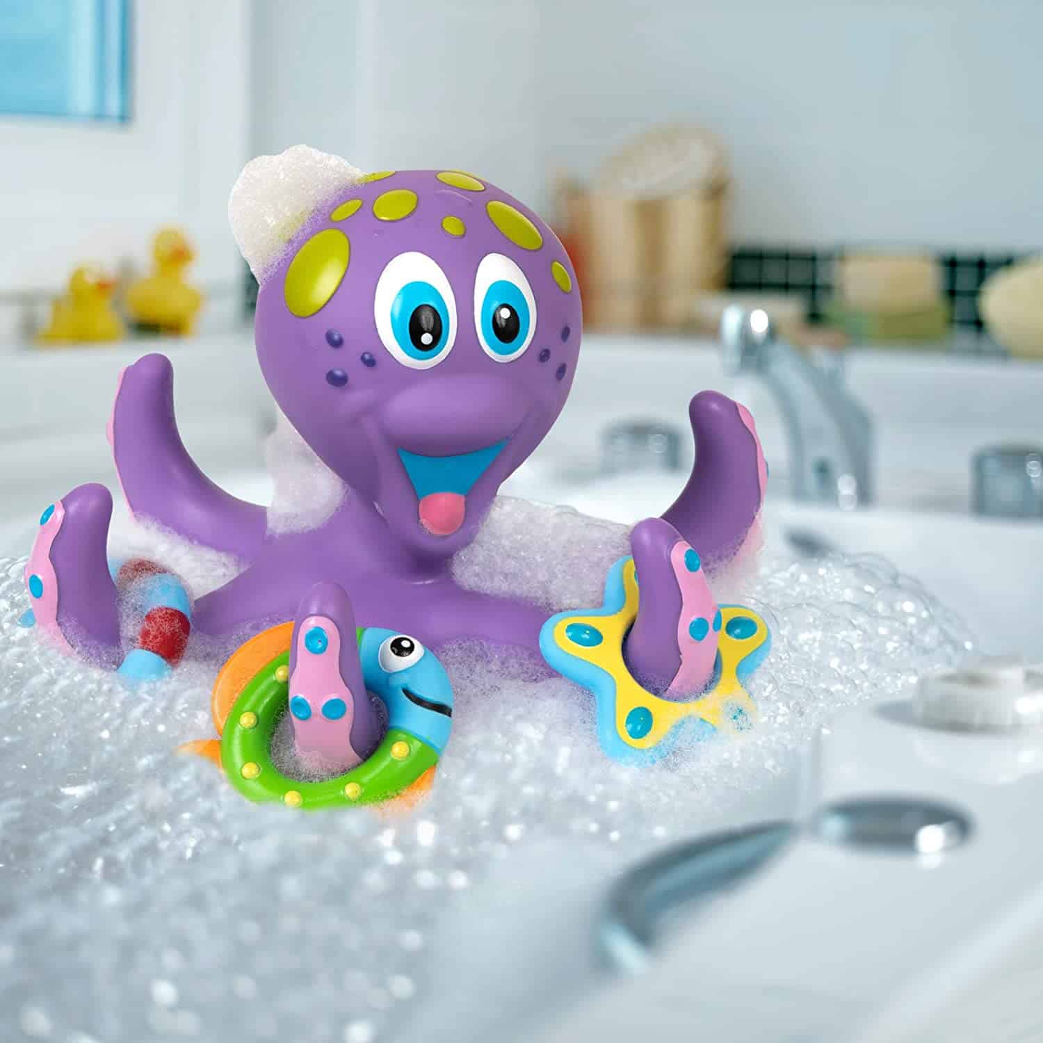 El mejor juguete de baño para la coordinación ojo-mano: Nûby Floating Octopus