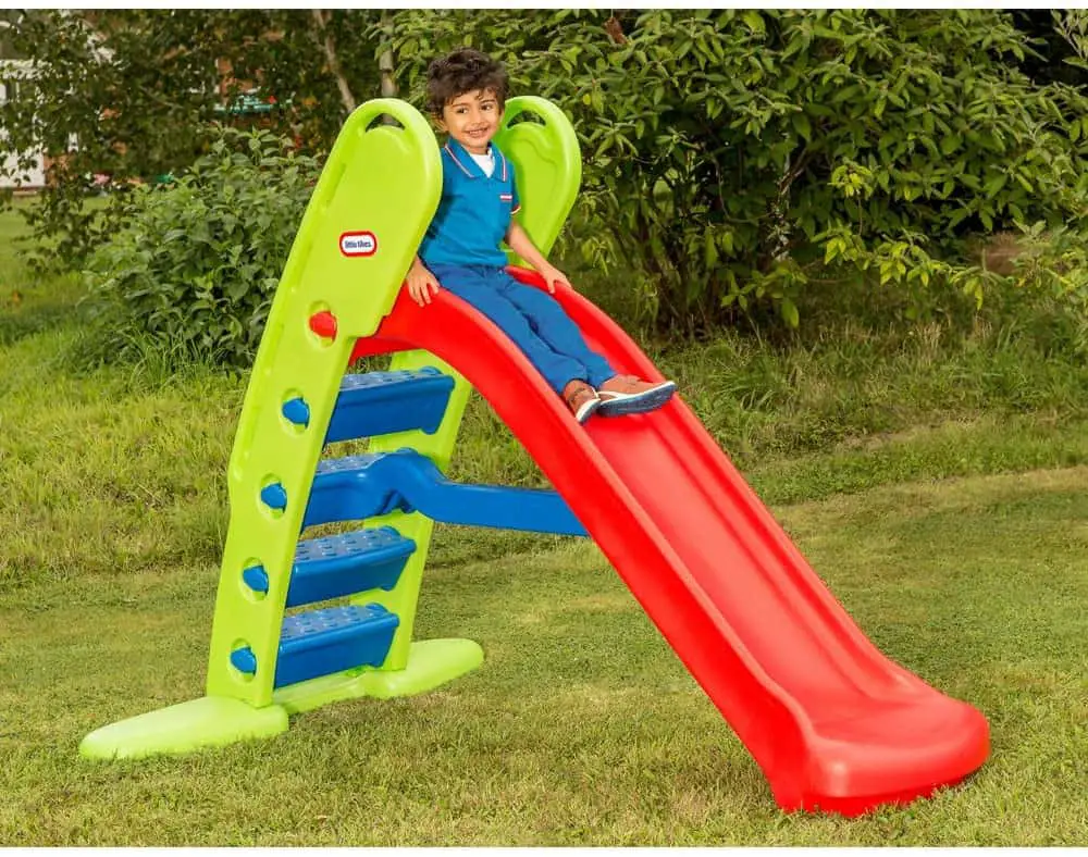 Le plus facile à ranger: Little Tikes Giant Slide Evergreen