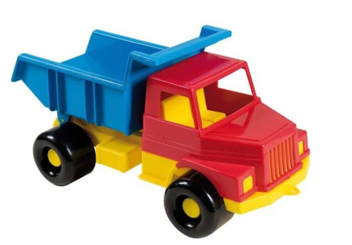 Sandbox truck with loading platform