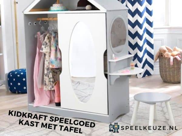 Foto van de KidKraft speelgoedkast met tafel in een kinderkamer