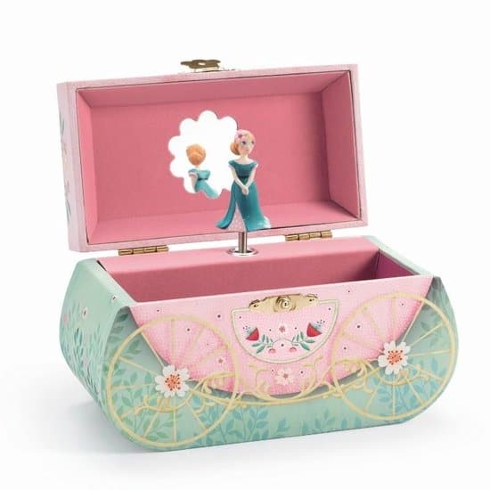 Cutest princess music box: Djeco princess carriage