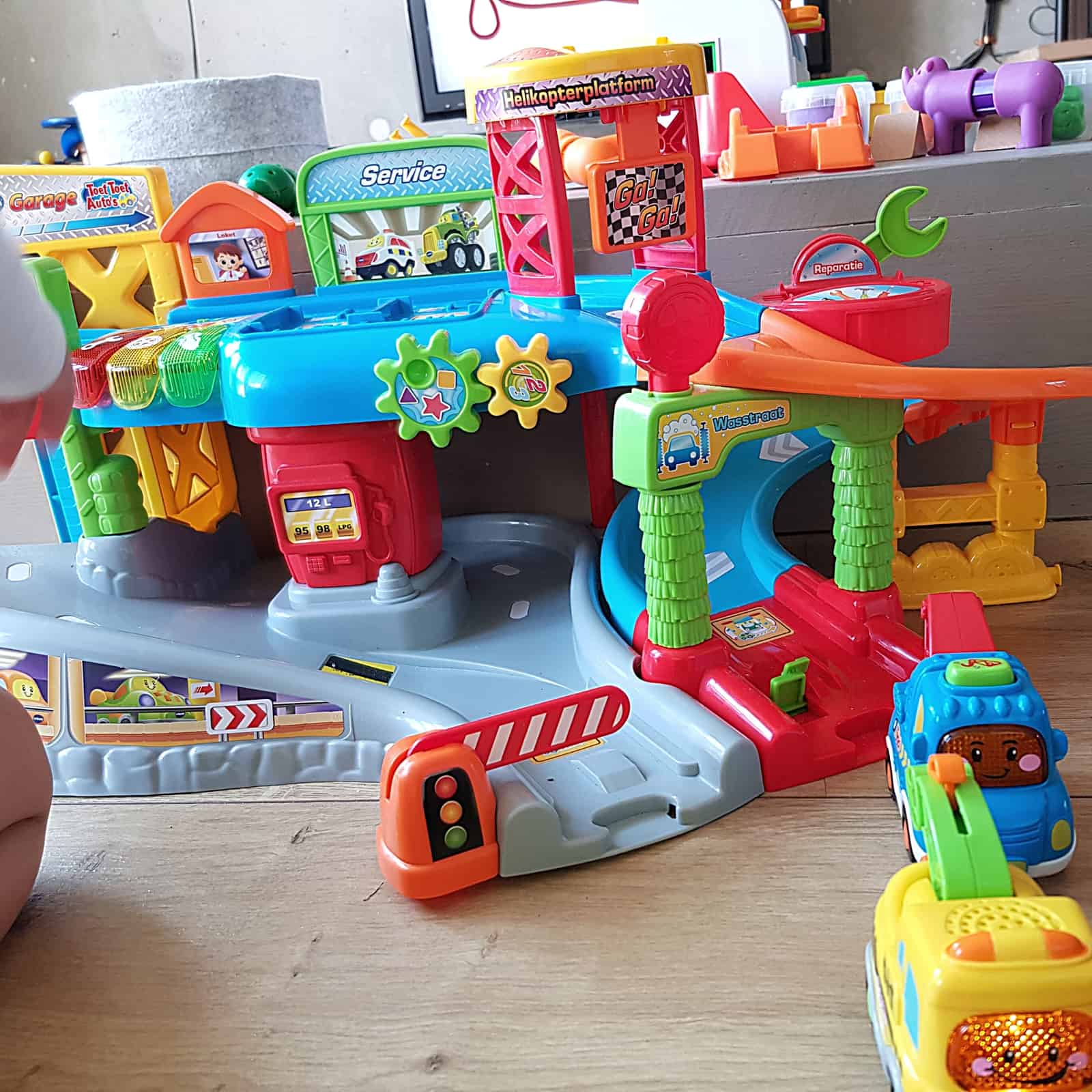 Vtech Toet Toet car garage