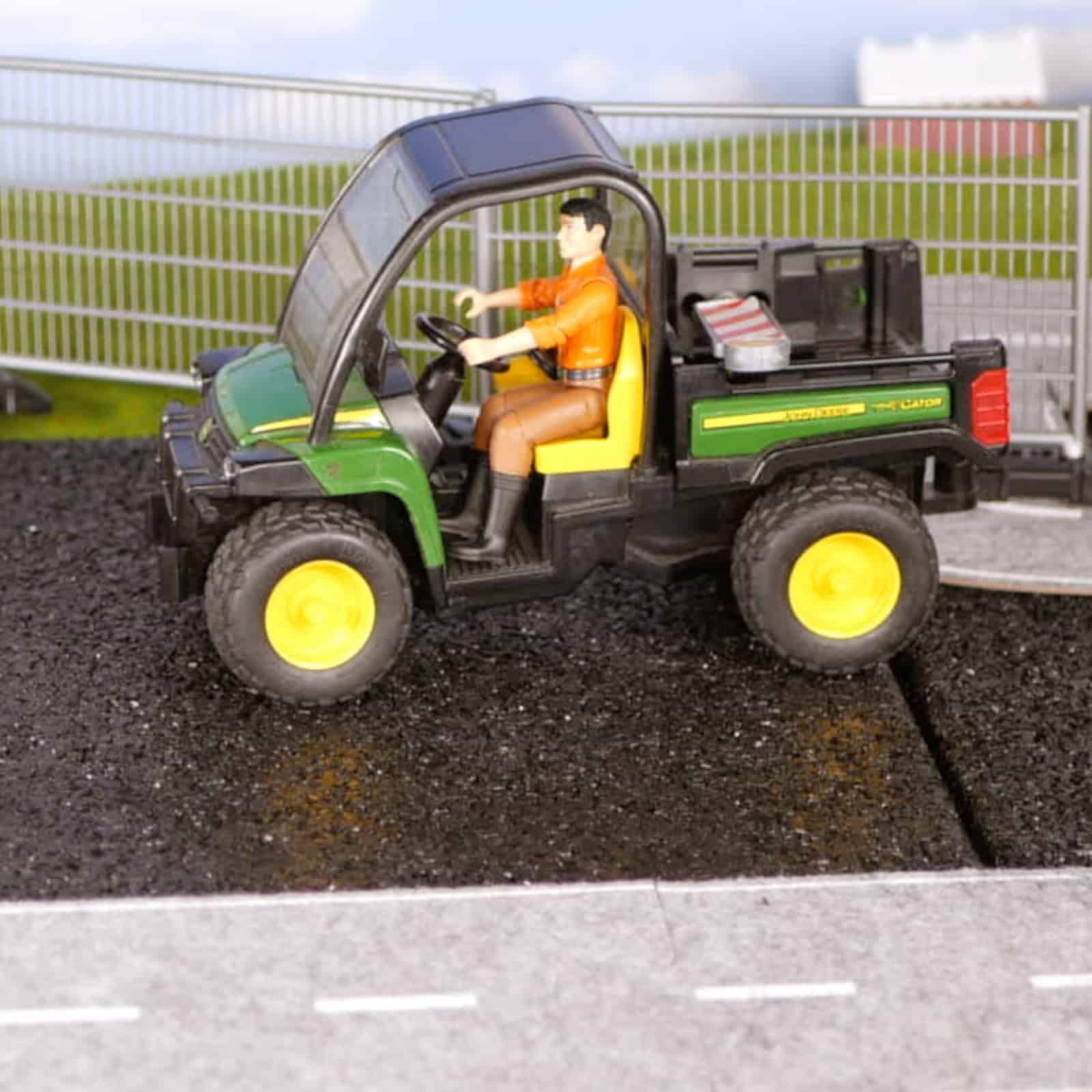 Meilleur véhicule tout-terrain Bruder 09812 John Deere Gator XUV 855D