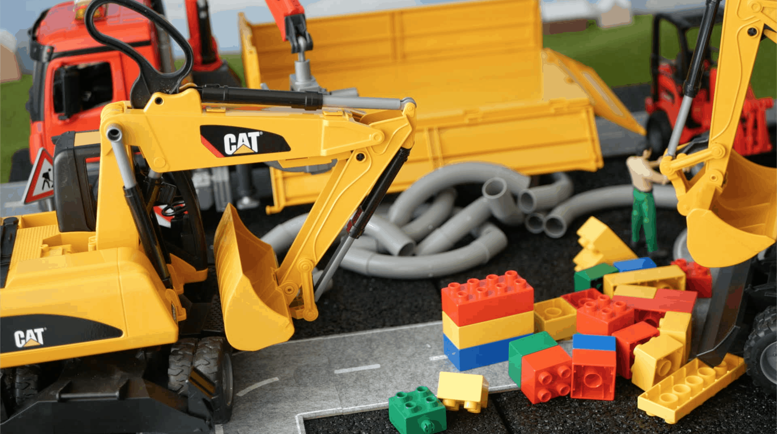 Duplo blocks with excavators