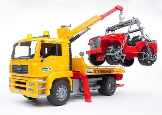 Beste takelwagen: Bruder 02750 MAN TGA Tow Truck met Cross Country Auto