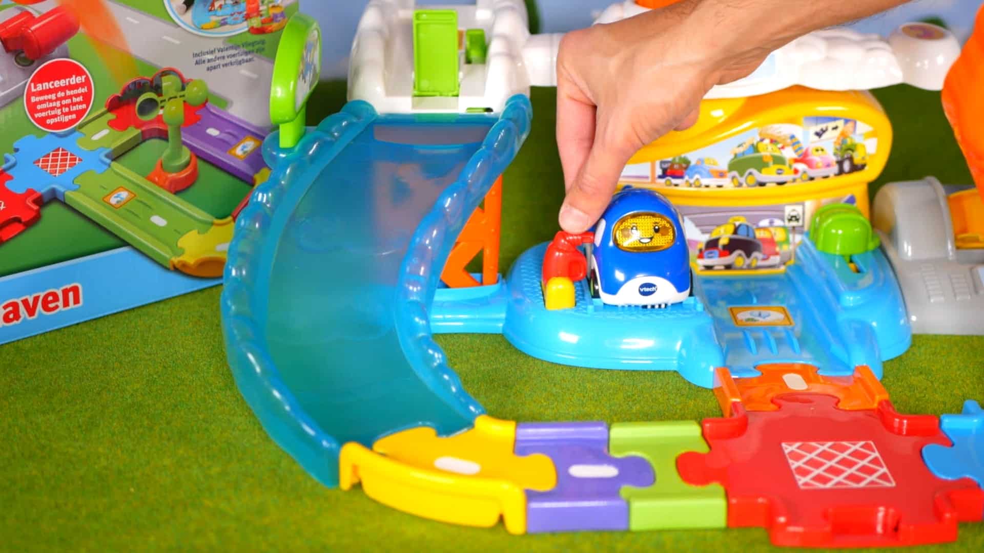 Vtech Toet Toet Take Flight Betanken Sie den Flughafen am Smart Point