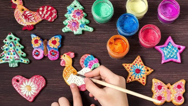 Paint the salt dough molds