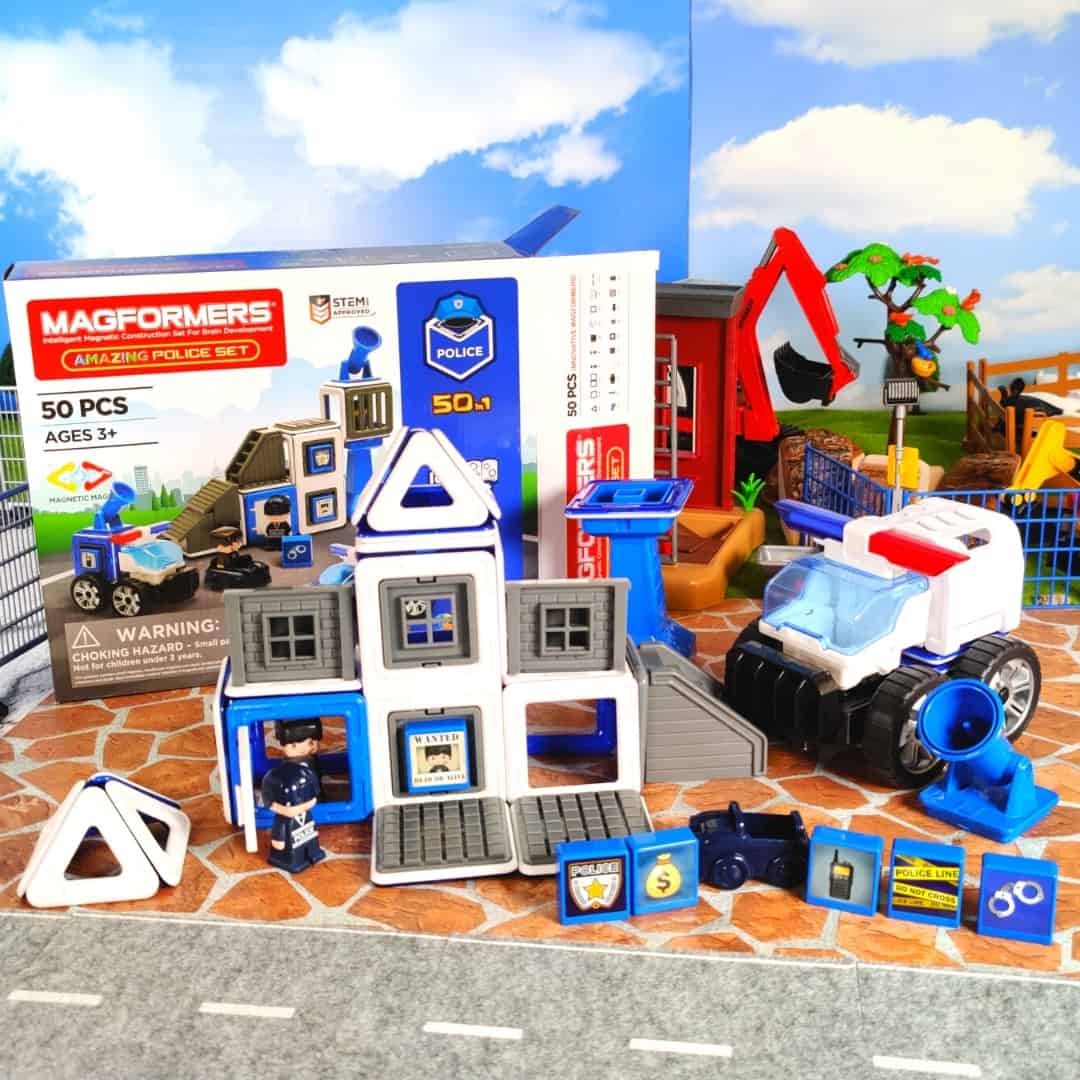 Magformers police building and construction set