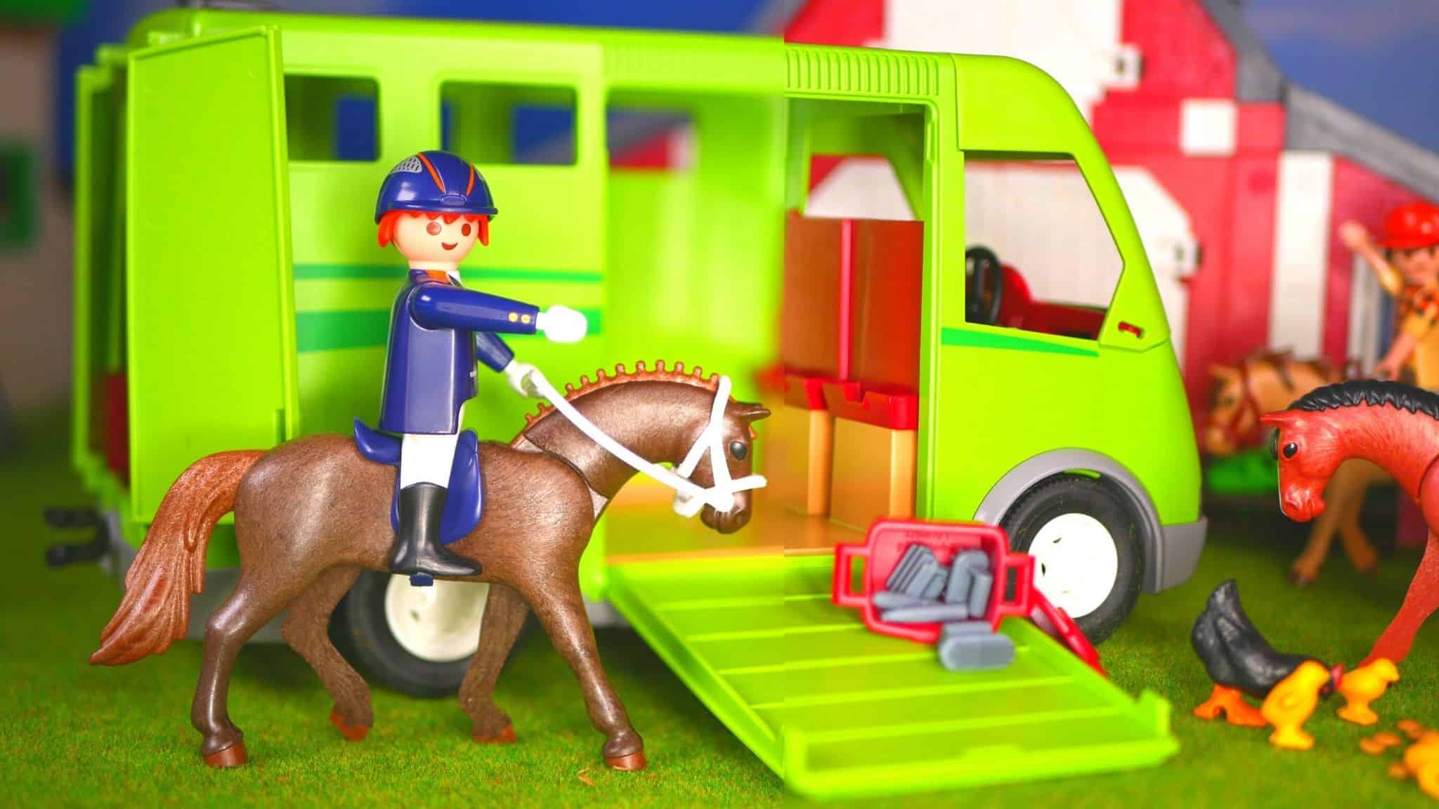 Transporteur de chevaux de campagne Playmobil