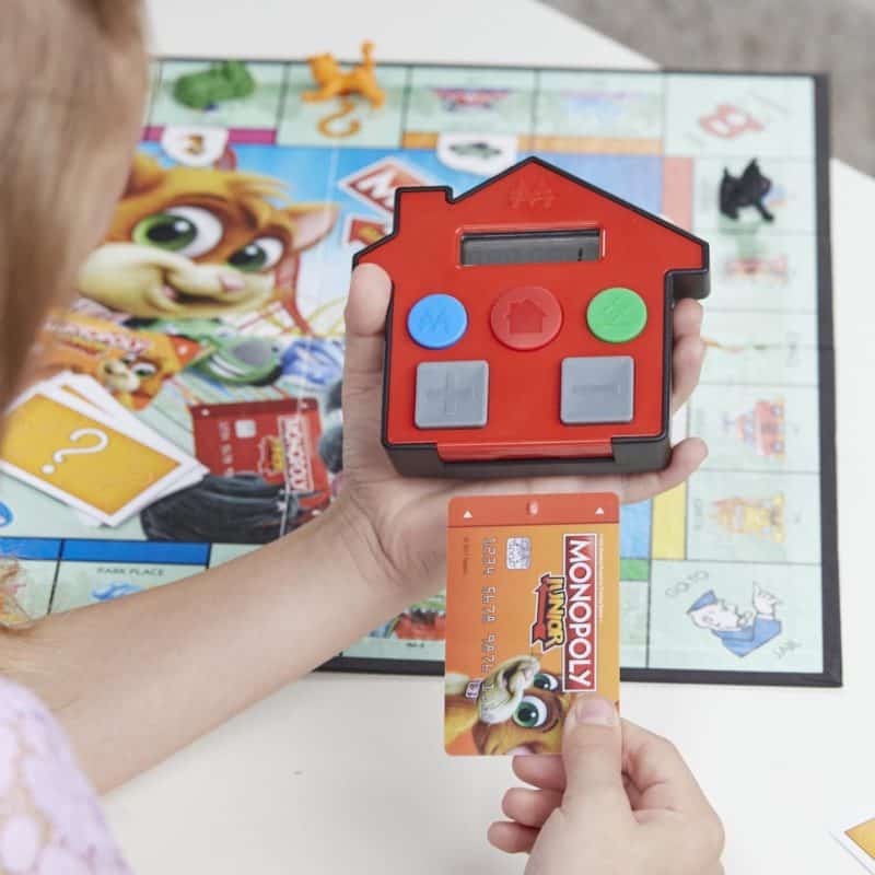 Miglior gioco per famiglie elettriche: Monopoly Junior Electronic Banking