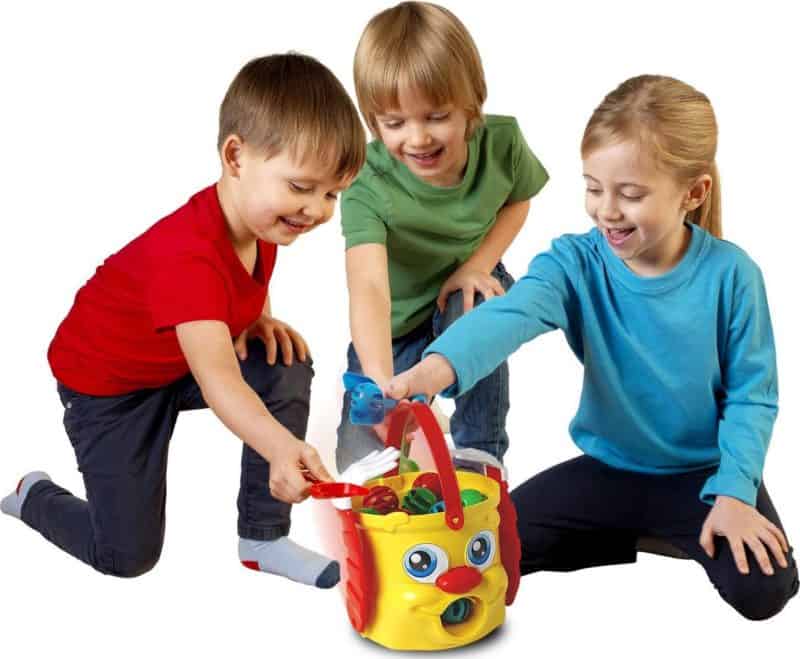 Play together- Jumbo Mr Bucket game in action