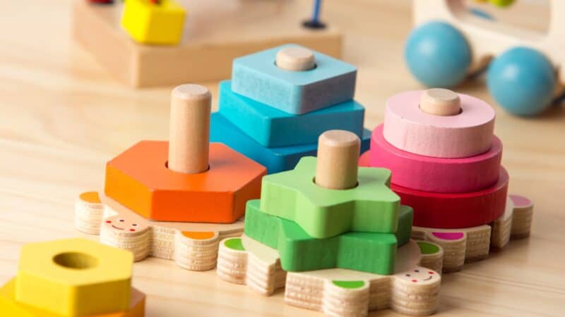 Los mejores juguetes de madera para bebés