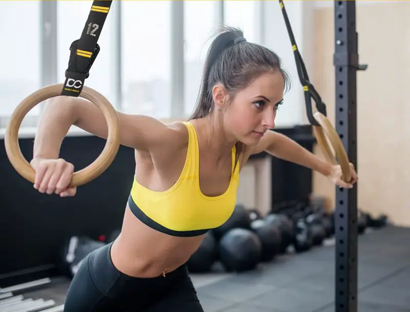 Los mejores anillos para gimnasia en el hogar: anillos de gimnasia de madera de doble círculo con dama