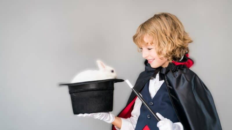 ¿Qué aprenden los niños de la magia?